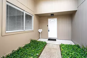 4218 Sequoia St, Baytown, TX 77521 - Photo 3