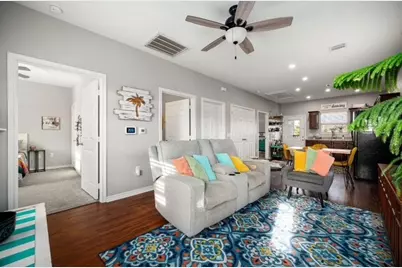 710 35th Street, Galveston, TX 77550 - Photo 9