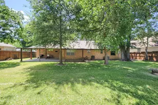 10282 Valley Dr S, Willis, TX 77318 - Photo 39