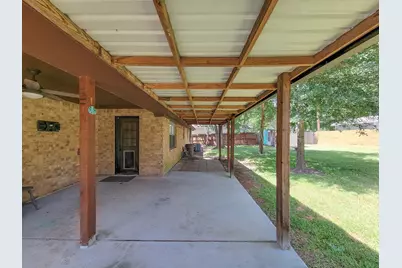 10282 Valley Drive S, Willis, TX 77318 - Photo 35