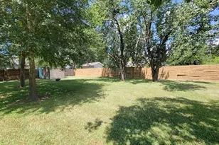 10282 Valley Dr S, Willis, TX 77318 - Photo 37