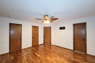 10282 Valley Dr S, Willis, TX 77318 - Photo 27