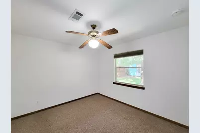 10282 Valley Drive S, Willis, TX 77318 - Photo 23