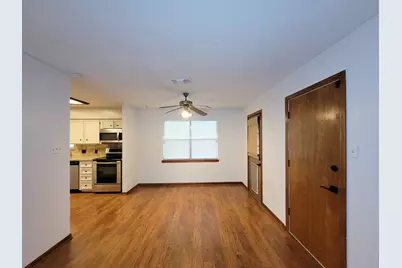 10282 Valley Drive S, Willis, TX 77318 - Photo 11