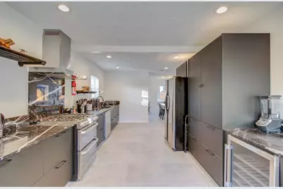 9614 Springmont Drive, Houston, TX 77080 - Photo 7