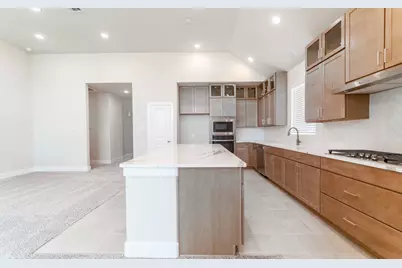 8915 Rose Jade Drive, Iowa Colony, TX 77583 - Photo 9