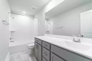 8915 Rose Jade Dr, Iowa Colony, TX 77583 - Photo 3