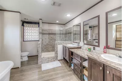 2757 E Capps Road, Livingston, TX 77351 - Photo 13