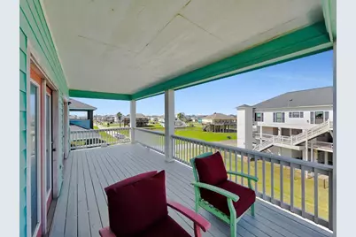 931 Bahama Drive, Crystal Beach, TX 77650 - Photo 9