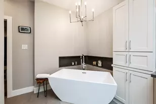 2928 Suffolk Dr, Houston, TX 77027 - Photo 37