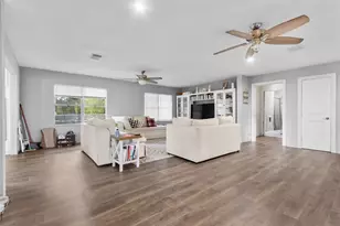106 Crow Rd, Baytown, TX 77520 - Photo 3