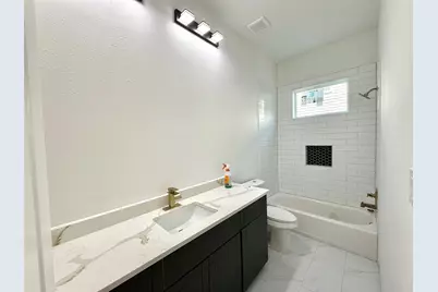 9426 Campbell Road #B, Houston, TX 77080 - Photo 3