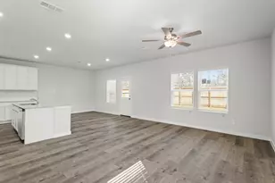 7866 Bergamot Cir, Magnolia, TX 77354 - Photo 5