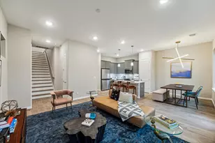 810 Glowing Dawn Dr, Houston, TX 77018 - Photo 9
