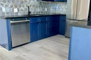 7201 Helmers St, Houston, TX 77022 - Photo 7