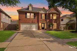 7011 Trimstone Dr, Pasadena, TX 77505 - Photo 1