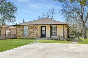 308 Lawrence St, Tomball, TX 77375 - Photo 1
