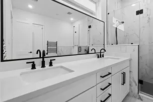 9019 Wellspring Dr, Houston, TX 77080 - Photo 17