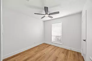 12210 Waldemar Dr, Houston, TX 77077 - Photo 21
