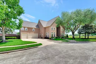 3806 Canyon Bluff Ct, Houston, TX 77059 - Photo 9