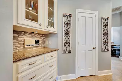 3806 Canyon Bluff Court, Houston, TX 77059 - Photo 29