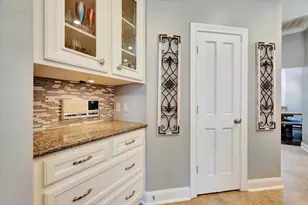 3806 Canyon Bluff Ct, Houston, TX 77059 - Photo 29