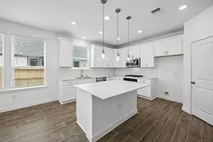 318 Ruby Frd Dr, Cove, TX 77523 - Photo 7