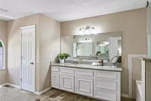 170 April Cove, Conroe, TX 77356 - Photo 33