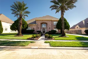 15111 Black Falls Ln, Sugar Land, TX 77498 - Photo 5