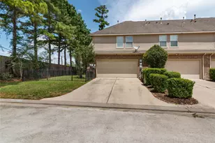 31 Umbria Ln, The Woodlands, TX 77382 - Photo 31