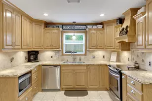 31637 Bohlssen Rd, New Caney, TX 77357 - Photo 11