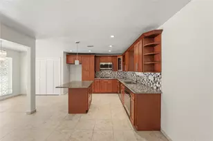 5111 Debeney Dr, Houston, TX 77039 - Photo 5
