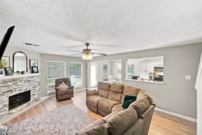217 Fox Springs Court, Dickinson, TX 77539 - Photo 9