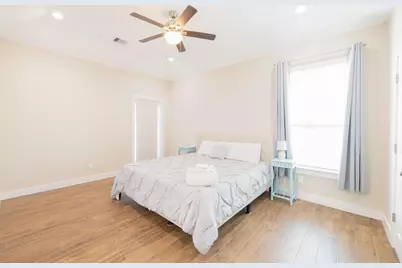 4129 Fort Bend Drive, Galveston, TX 77554 - Photo 11