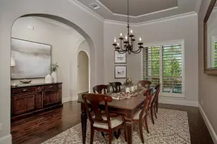 70 Lake Voyageur Dr, The Woodlands, TX 77389 - Photo 5