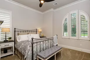 70 Lake Voyageur Dr, The Woodlands, TX 77389 - Photo 11