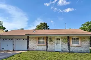 6002 De Milo Dr, Houston, TX 77092 - Photo 9