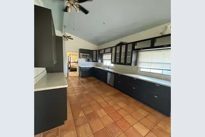 611 and 615 Broadway, Dickinson, TX 77539 - Photo 5