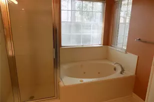 22623 River Birch Dr, Tomball, TX 77375 - Photo 33