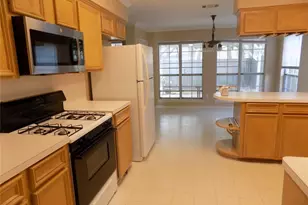 22623 River Birch Dr, Tomball, TX 77375 - Photo 15