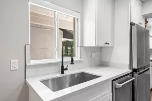 8202 Argentina St, Jersey Village, TX 77040 - Photo 15