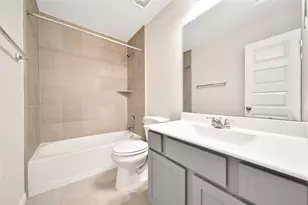 315 Calamint Dr, Crosby, TX 77532 - Photo 13