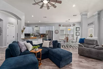18938 Magnolia Arbor Lane, Tomball, TX 77377 - Photo 11