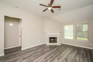 12202 Duane Ct, Houston, TX 77047 - Photo 5