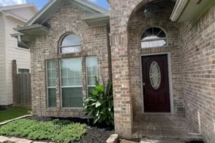 708 Prairie Ln, Angleton, TX 77515 - Photo 1