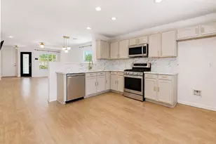 12922 Regal Oaks Bend Ln, Houston, TX 77047 - Photo 5
