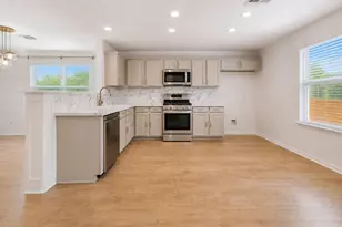 12922 Regal Oaks Bend Ln, Houston, TX 77047 - Photo 7