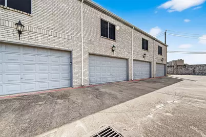 7395 Regency Square Court #7395, Houston, TX 77036 - Photo 25