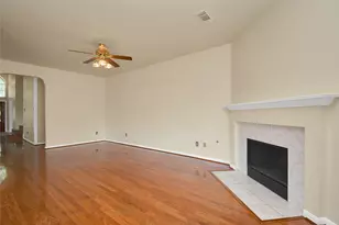 4123 Valedon Ln, Houston, TX 77014 - Photo 11