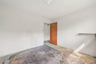 9606 Pagewood Ln, Houston, TX 77063 - Photo 13